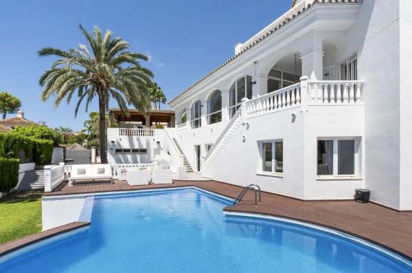 Casa o chalet independiente en Nagüeles, Marbella photo 1