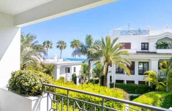Venta de piso en Piso en Avenida del Carmen, 89, Seghers, Estepona, Estepona
 photo 4
