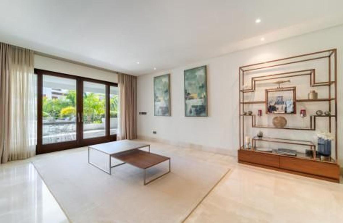 Продажа квартиры на Piso en Avenida del Carmen, 89, Seghers, Estepona, Эстепона
photo 5