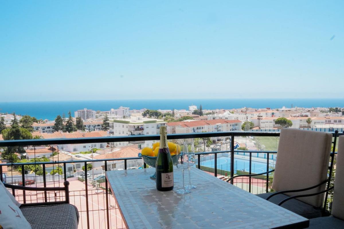 Sale of apartment in Piso en Calle Picasso, Avda Pescia - Ctra de Frigiliana, Nerja, Nerja
 photo 2