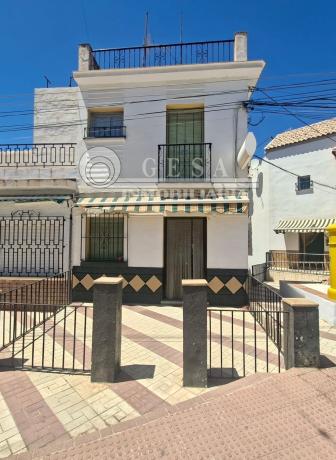 Chalet independiente en venta en Casa o chalet en Torrox Pueblo, Torrox, Torrox
 photo 1