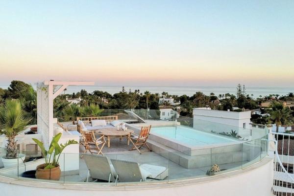 Casa o chalet independiente en Avenida Cartagena, Marbesa, Marbella photo 3