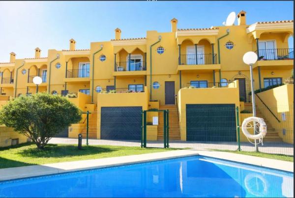 Chalet pareado en Urbanización Princesa Kristina, 97, Alcorrín, Manilva photo 1