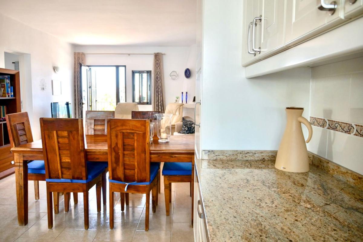 Venta de chalet adosado en Chalet adosado en Calle Castillo, Capistrano, Nerja , Nerja photo 2
