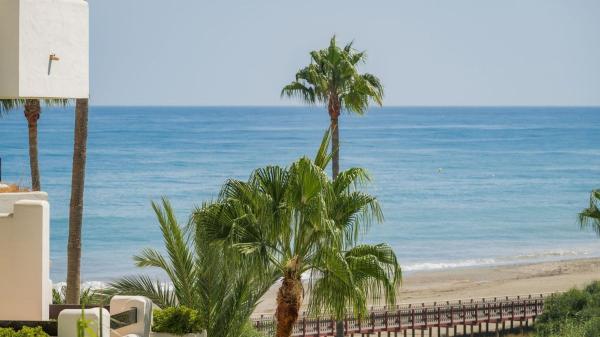 Venta de piso en Piso en Arrabal Uen. C5 Rio Velerin, El Velerín, Estepona, Estepona
thumbnail 3