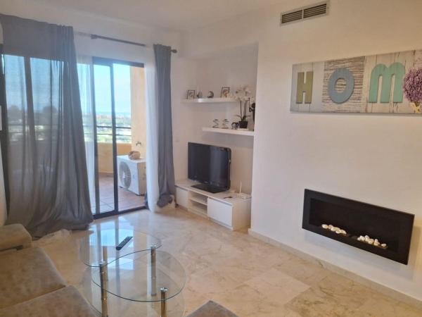 Venta de piso en Piso en Calle Júzcar, La Concha-Resina Golf, Estepona, Estepona
photo 1