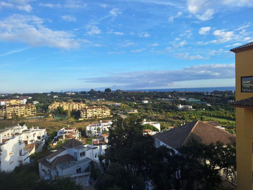 Продажа квартиры на Piso en Calle Júzcar, La Concha-Resina Golf, Estepona, Эстепона
 photo 4