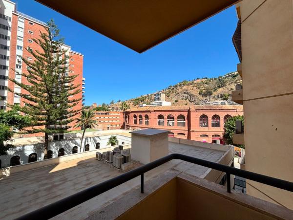 Sprzedaż mieszkania w Piso en Avenida de Cánovas del Castillo, Malagueta - Monte Sancha, Málaga, Málaga
photo 1