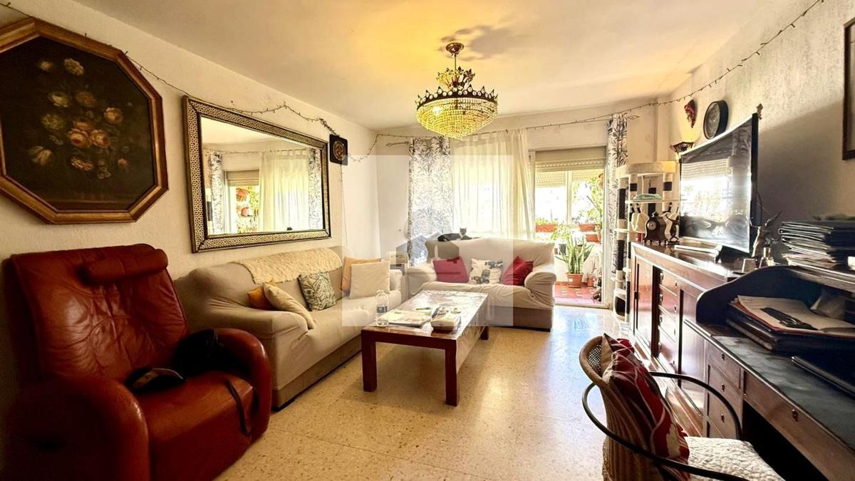Venta de piso en Piso en Zona Calvario, Estepona, Estepona
photo 1