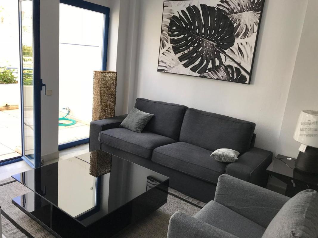 Продажа дуплекса на Dúplex en Calle Camilo José Cela, 18 a, Playa de la Fontanilla, Marbella, Марбелла photo 5