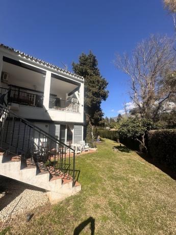 Chalet adosado en Nueva Andalucía, Marbella photo 1
