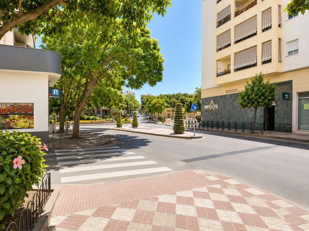 Sprzedaż mieszkania w Piso en Calle Terraza, Sierra de Estepona-Avda de Andalucia, Estepona, Estepona
photo 2