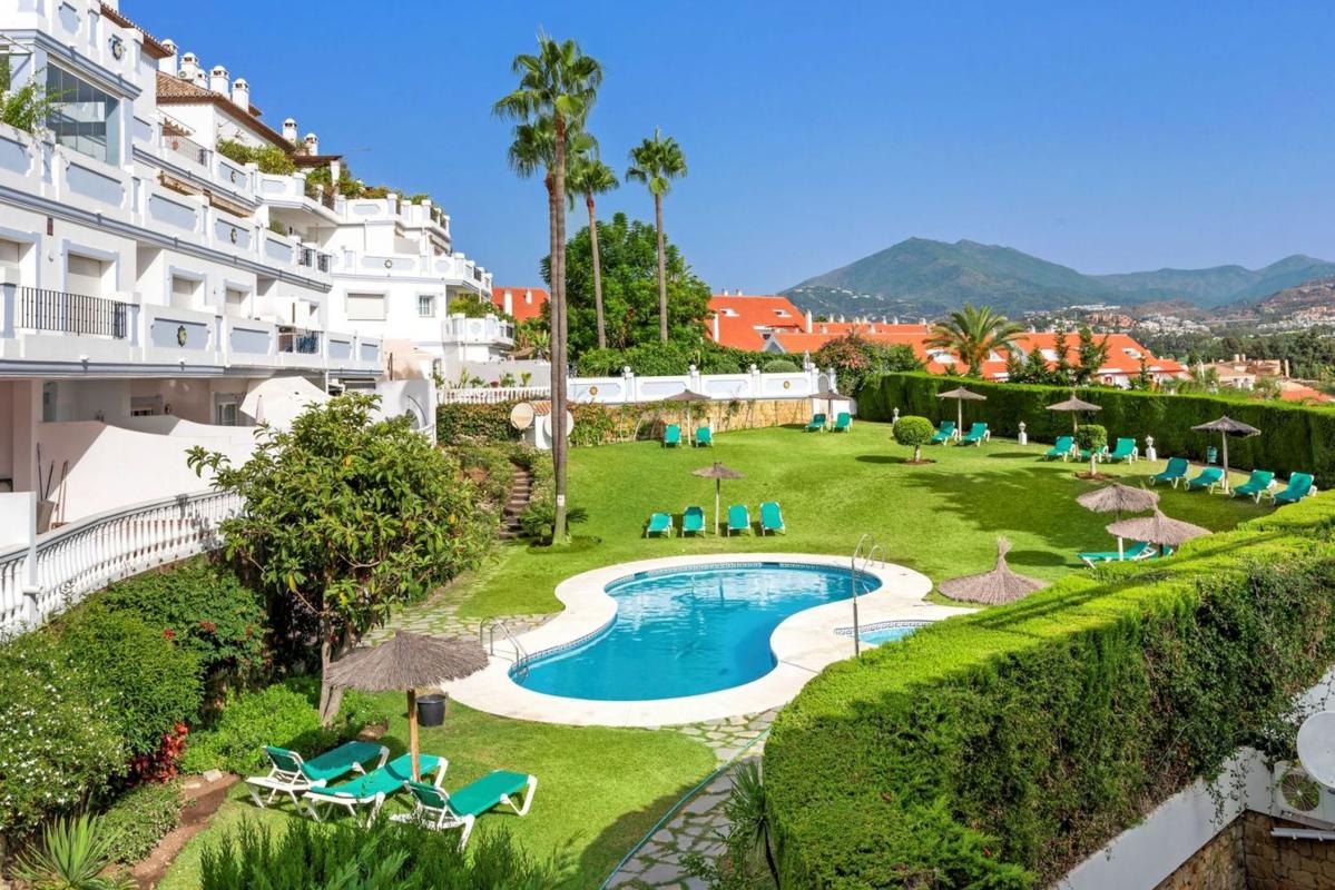 Venta de duplex en Dúplex en Calle el Califa, 5, Nueva Andalucía, Marbella, Marbella photo 4