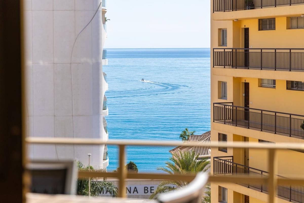 Venta de piso en Piso en Avenida de la Telefónica, Solymar - Puerto Marina, Benalmádena, Benalmádena
photo 1