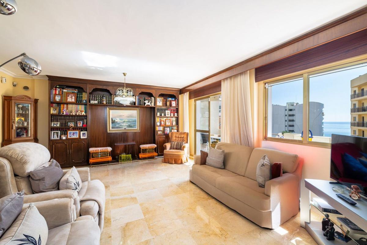 Venta de piso en Piso en Avenida de la Telefónica, Solymar - Puerto Marina, Benalmádena, Benalmádena
photo 5