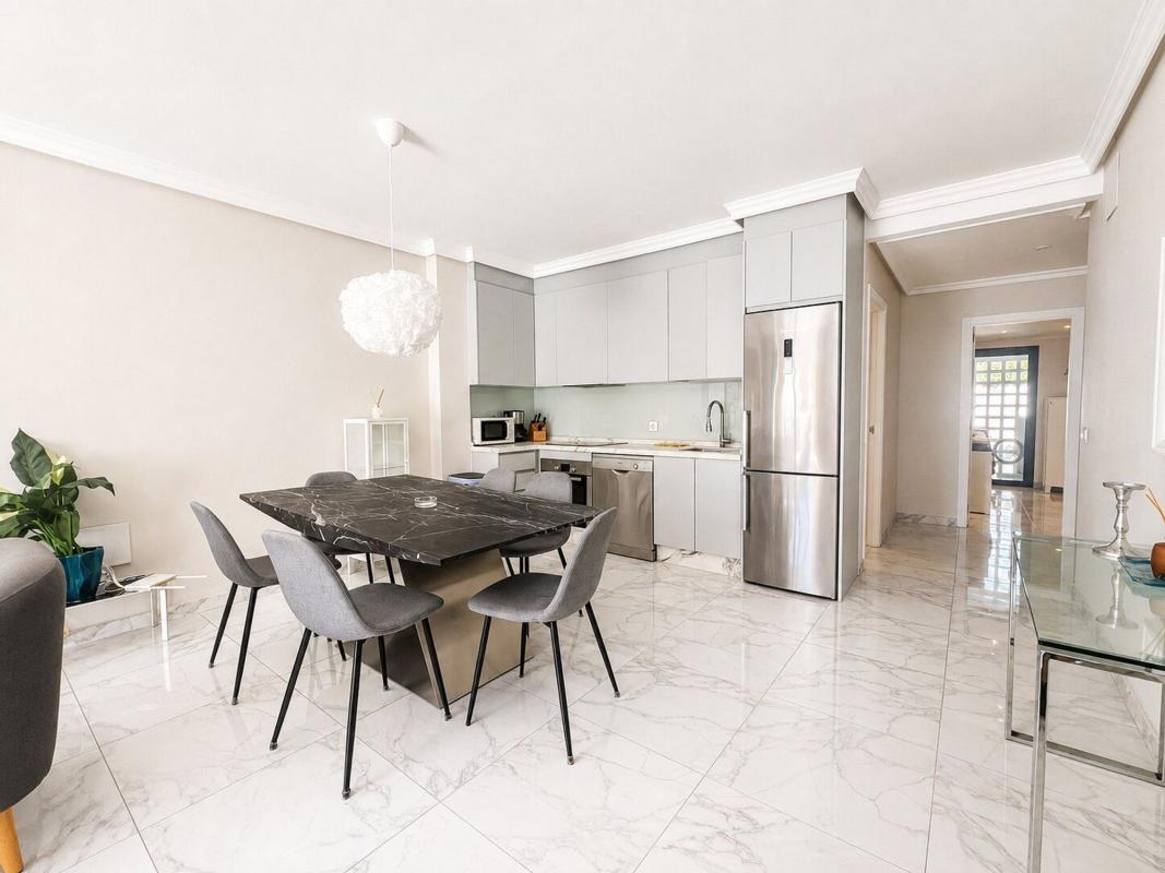 Продажа квартиры на Piso en Califa-ur Nva Andalucia, 16, Nueva Andalucía, Marbella, Марбелла
photo 4