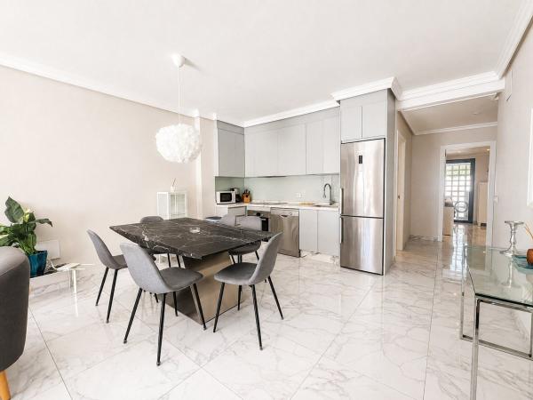 Venta de piso en Piso en Califa-ur Nva Andalucia, 16, Nueva Andalucía, Marbella, Marbella
 photo 4