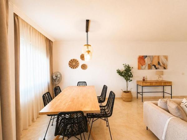 Продажа квартиры на Piso en Zona Puerto Deportivo, Fuengirola, Фуэнхирола
thumbnail 2