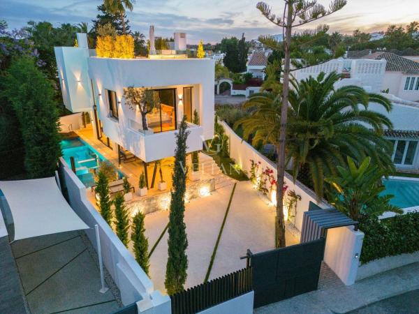 Casa o chalet independiente en Urbanización Casablanca, La Carolina-Guadalpín, Marbella photo 1