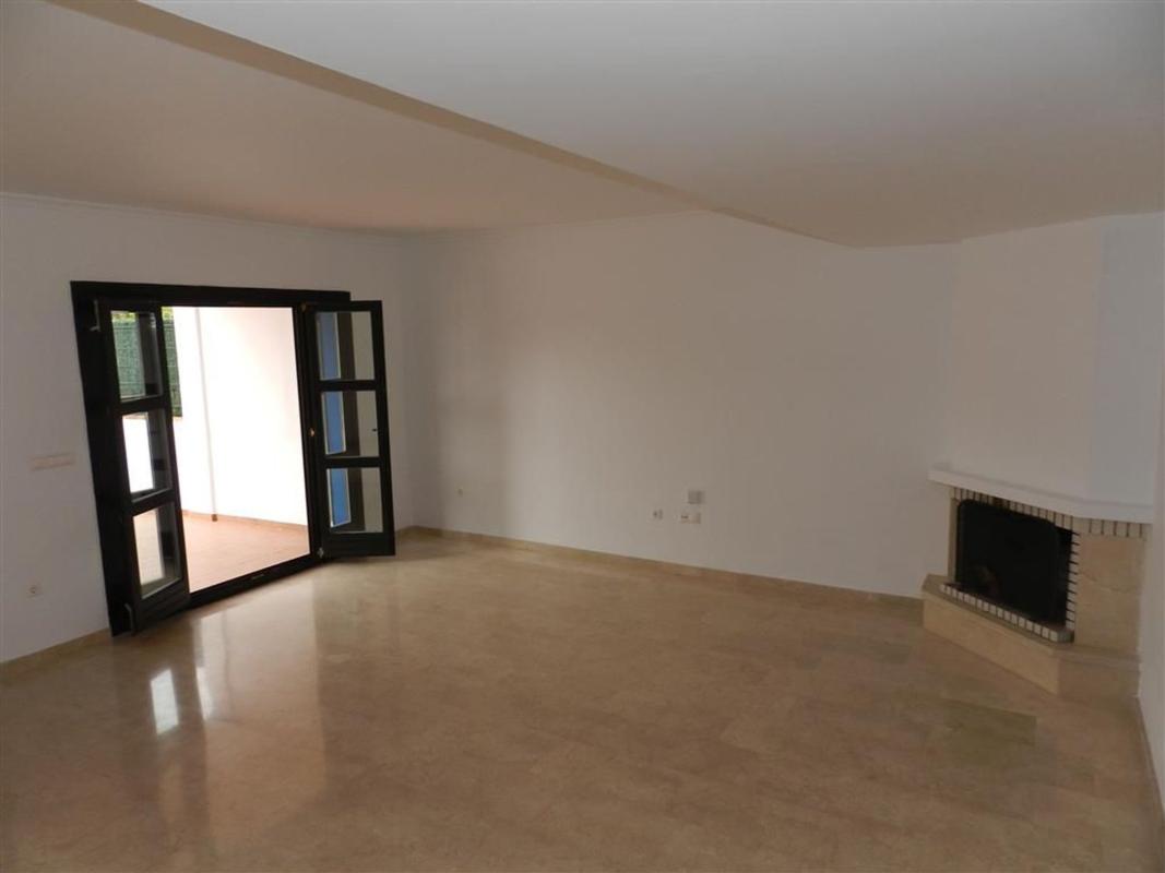 Venta de chalet adosado en Chalet adosado en urb. Villas y Golf, 60, Guadalmina Alta, Marbella , Marbella photo 5