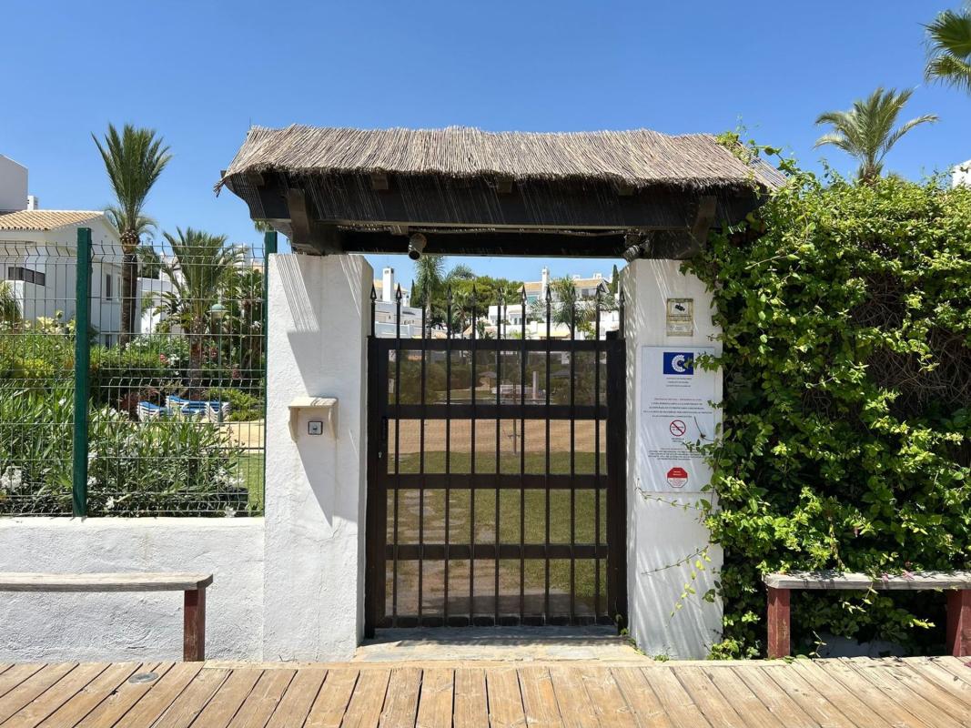 Продажа квартиры на Piso en Arrabal p Golf Rio Real, 8, Rio Real, Marbella, Марбелла
photo 2
