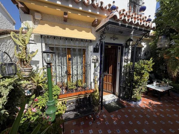 Chalet adosado en Calle de la Sierra de Gata, Cortijo de Maza-Finca Monsalvez-El Olivar, Málaga photo 1