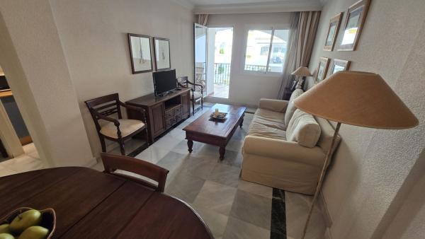 Venta de piso en Piso en La Carolina-Guadalpín, Marbella, Marbella
thumbnail 3