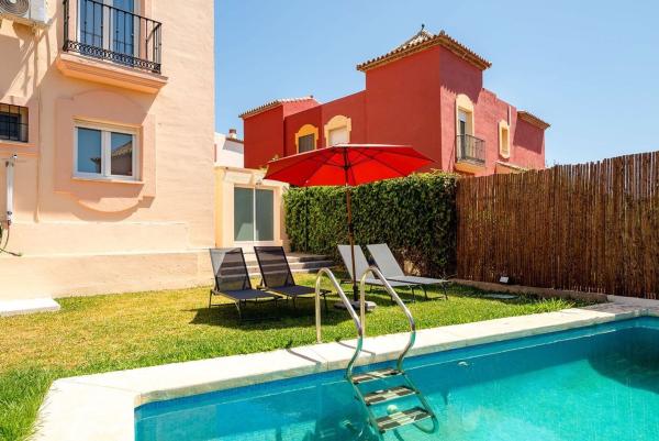 Chalet adosado en Calle Marcos de Segura, Bello Horizonte-Lindasol, Marbella photo 1