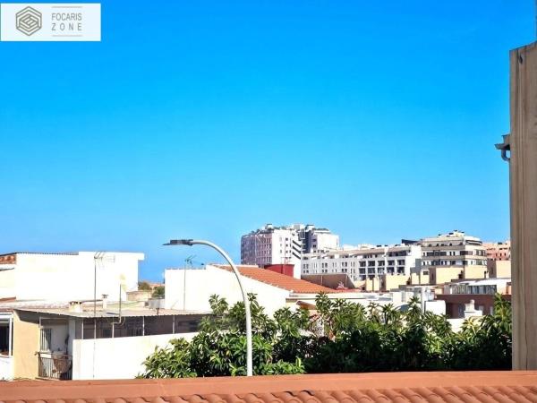 Venta de piso en Piso en Calle Francisco Agudo Gómez, El Consul - El Romeral, Málaga, Málaga
photo 1