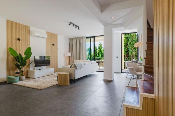 Chalet adosado en Aloha, Marbella photo 2