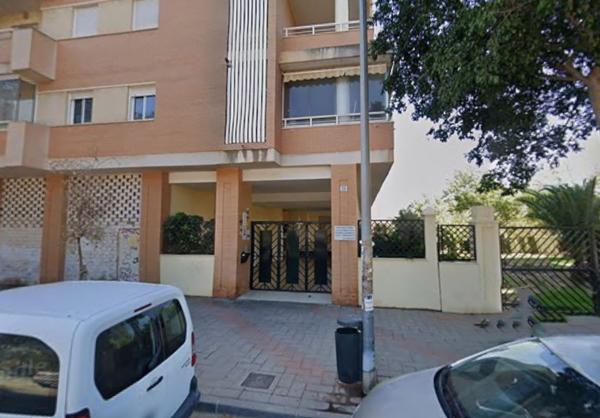Venta de piso en Piso en Editor Angel Caffarena, El Consul - El Romeral, Málaga, Málaga
photo 1