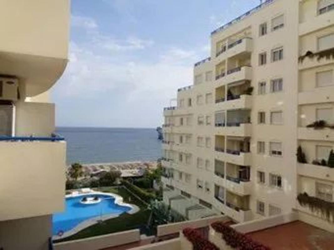 Sale of apartment in Piso en Playa Bajadilla-Puertos, Marbella, Marbella
 photo 3