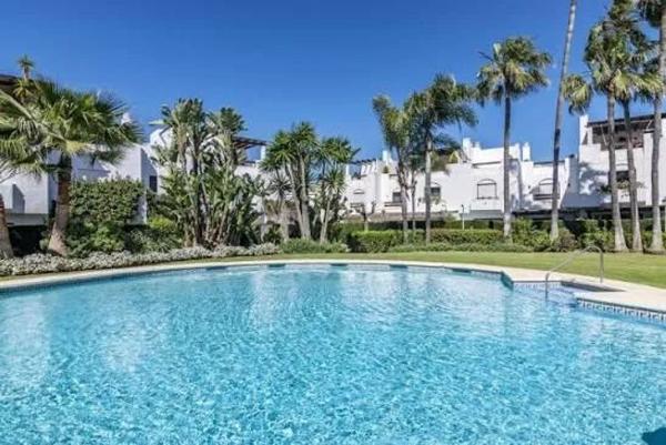 Chalet adosado en Linda Vista-Nueva Alcántara-Cortijo Blanco, Marbella photo 1