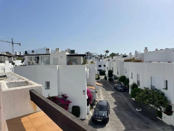 Chalet adosado en Linda Vista-Nueva Alcántara-Cortijo Blanco, Marbella photo 2
