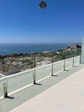 Duplex en venta en Dúplex en El Higuerón - Capellanía, Benalmádena, Benalmádena photo 1