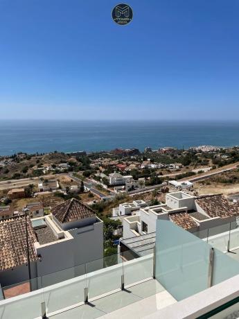 Duplex en venta en Dúplex en El Higuerón - Capellanía, Benalmádena, Benalmádena photo 4
