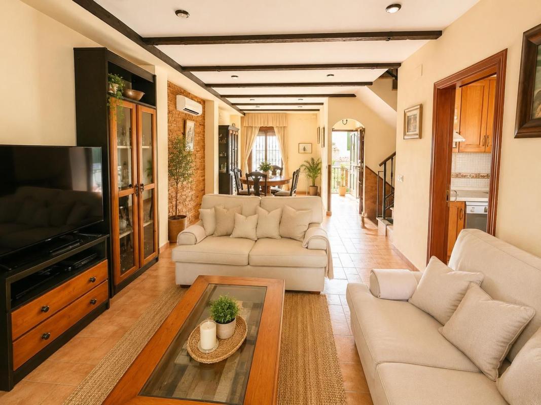 Venta de chalet adosado en  Chalet adosado en Calle Hierbamora s/n, Centro, Benalmádena , Benalmádena photo 5