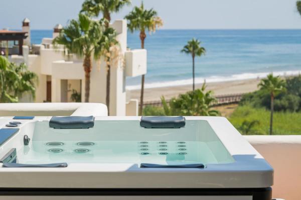 Ático en venta en Ático en Centro, Estepona, Estepona thumbnail 2