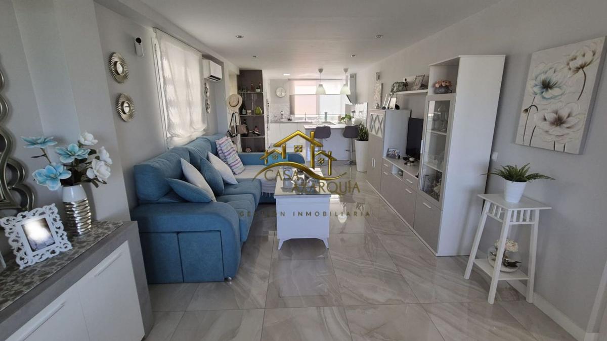 Venta de piso en Piso en Camino Viejo de Málaga, Vélez-Malaga, Vélez-Malaga
photo 1