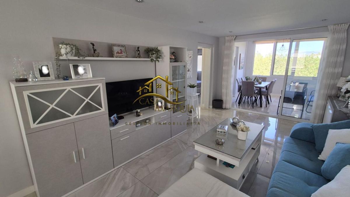 Venta de piso en Piso en Camino Viejo de Málaga, Vélez-Malaga, Vélez-Malaga
photo 3