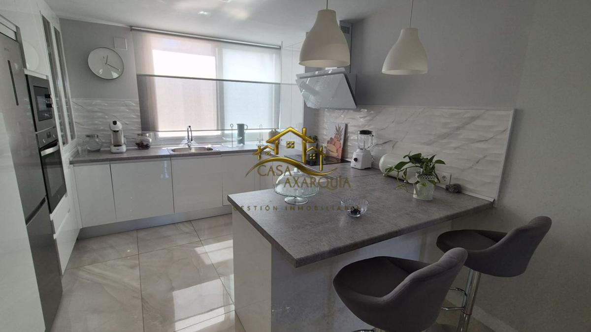 Venta de piso en Piso en Camino Viejo de Málaga, Vélez-Malaga, Vélez-Malaga
photo 4