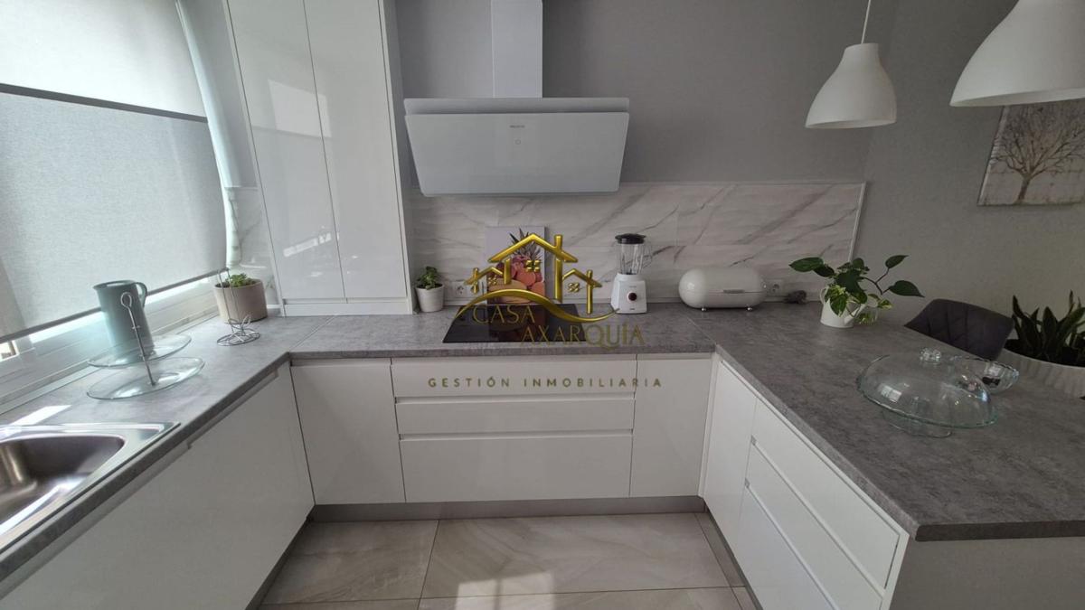 Venta de piso en Piso en Camino Viejo de Málaga, Vélez-Malaga, Vélez-Malaga
photo 5