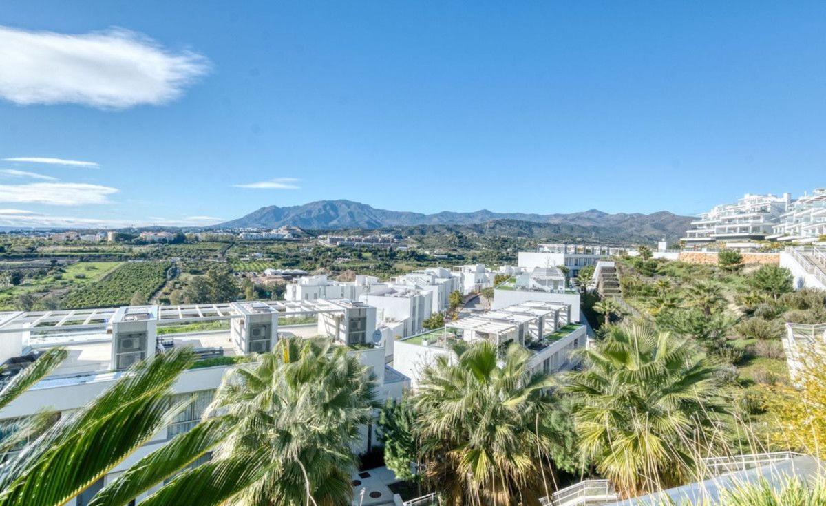 Venta de piso en Piso en Cancelada, Estepona, Estepona
photo 3