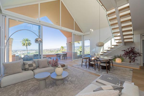 Duplex en venta en Dúplex en Calderon De La Barca-nva, 73, Los Naranjos, Marbella, Marbella photo 1