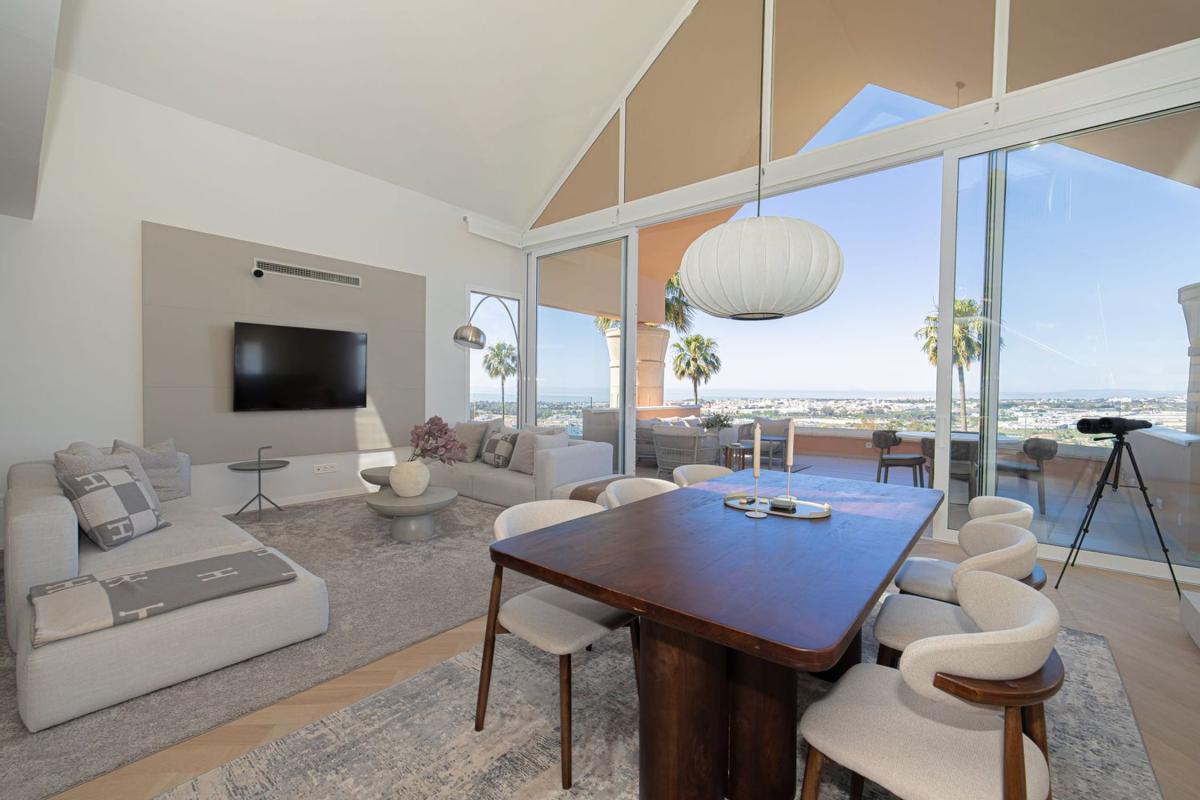 Venta de duplex en Dúplex en Calderon De La Barca-nva, 73, Los Naranjos, Marbella, Marbella photo 3