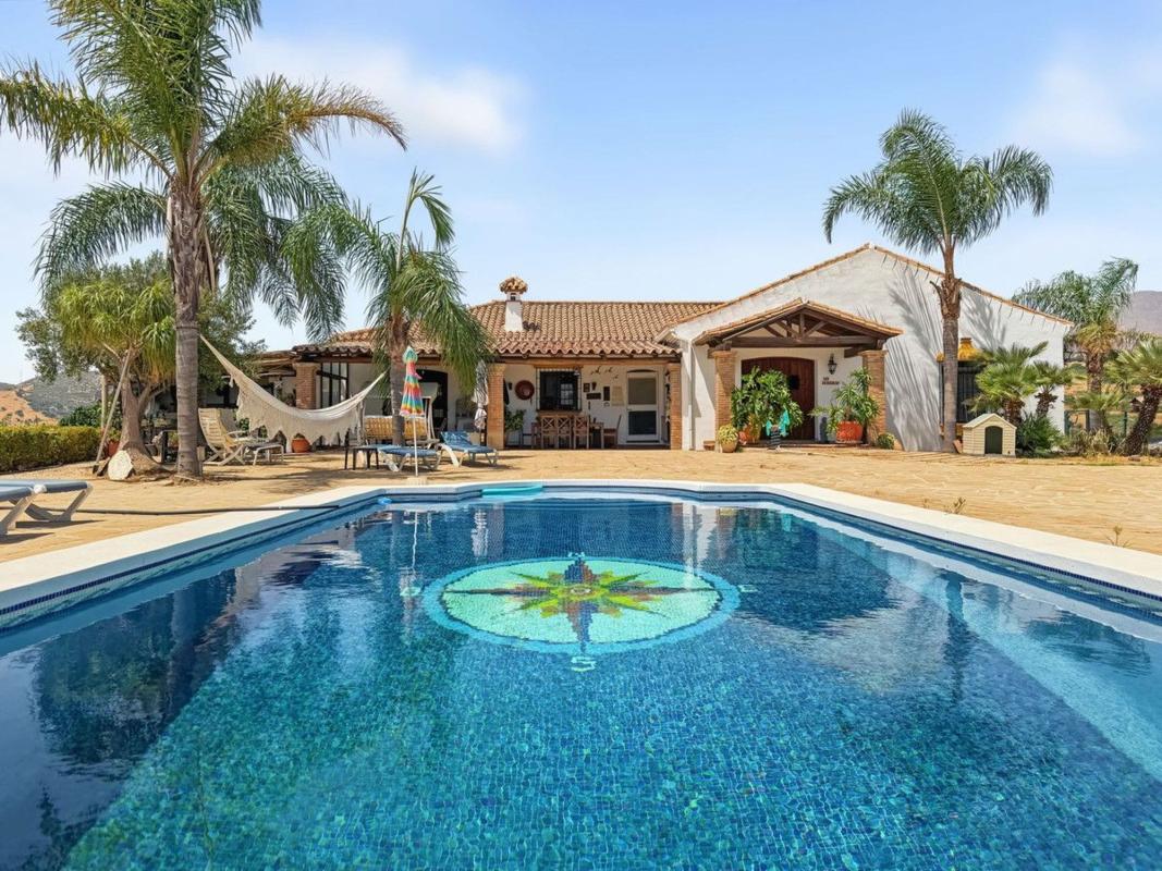 Venta de finca rústica en Finca rústica en Urbanizacion Alcazaba Hills, Casares, Casares , Casares photo 1