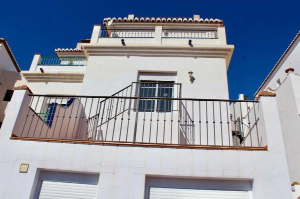Chalet adosado en Frigiliana photo 1