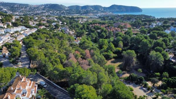 Terreno en Pinar de Advocat-Cometa, Moraira photo 2
