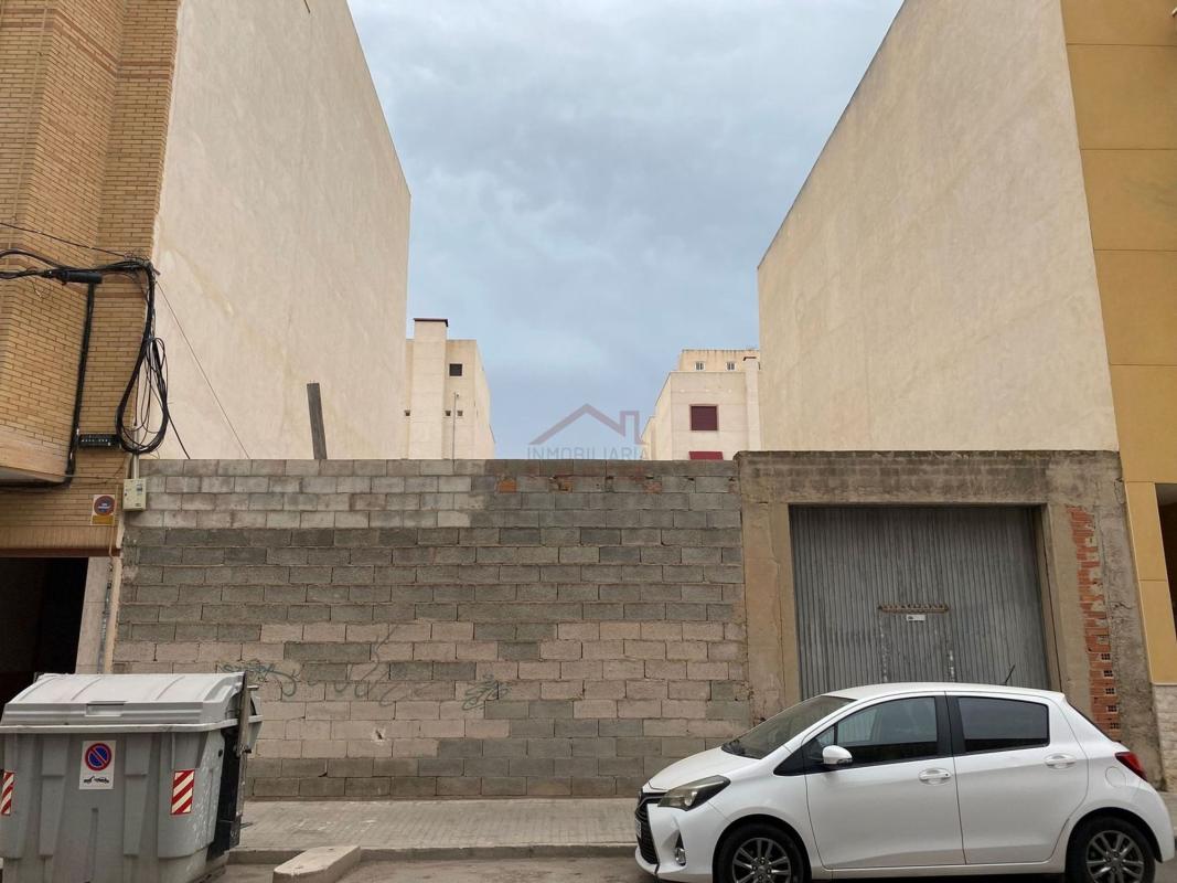 Terreno en venta en Elche / Elx, Alicante photo 1