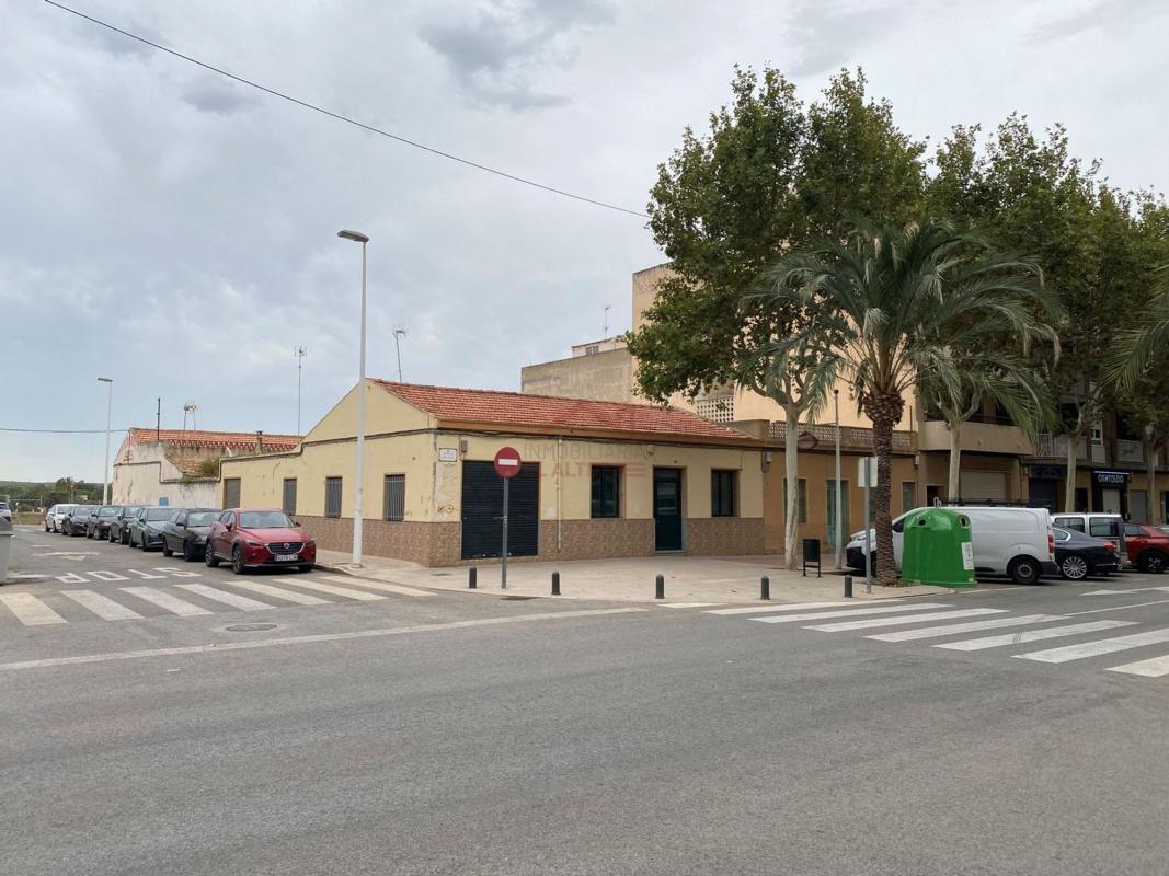 Terreno en venta en Elche / Elx, Alicante photo 3